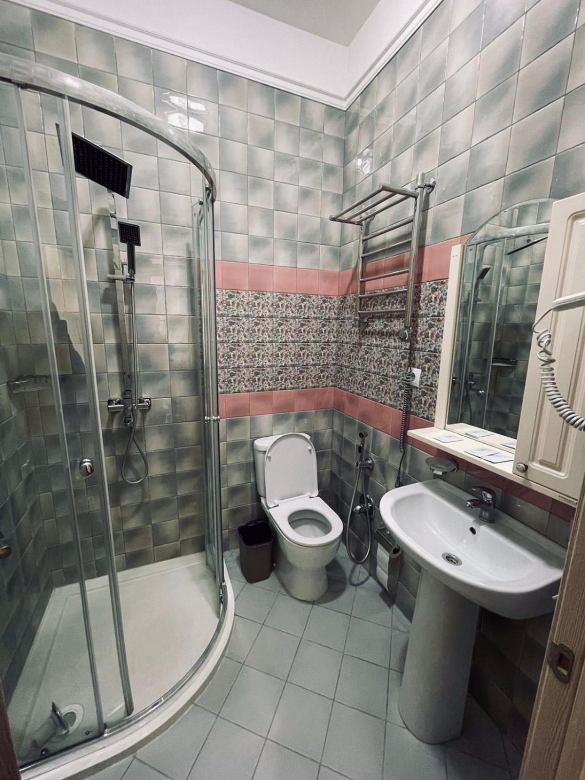 Elysian Hotel Astana Luaran gambar